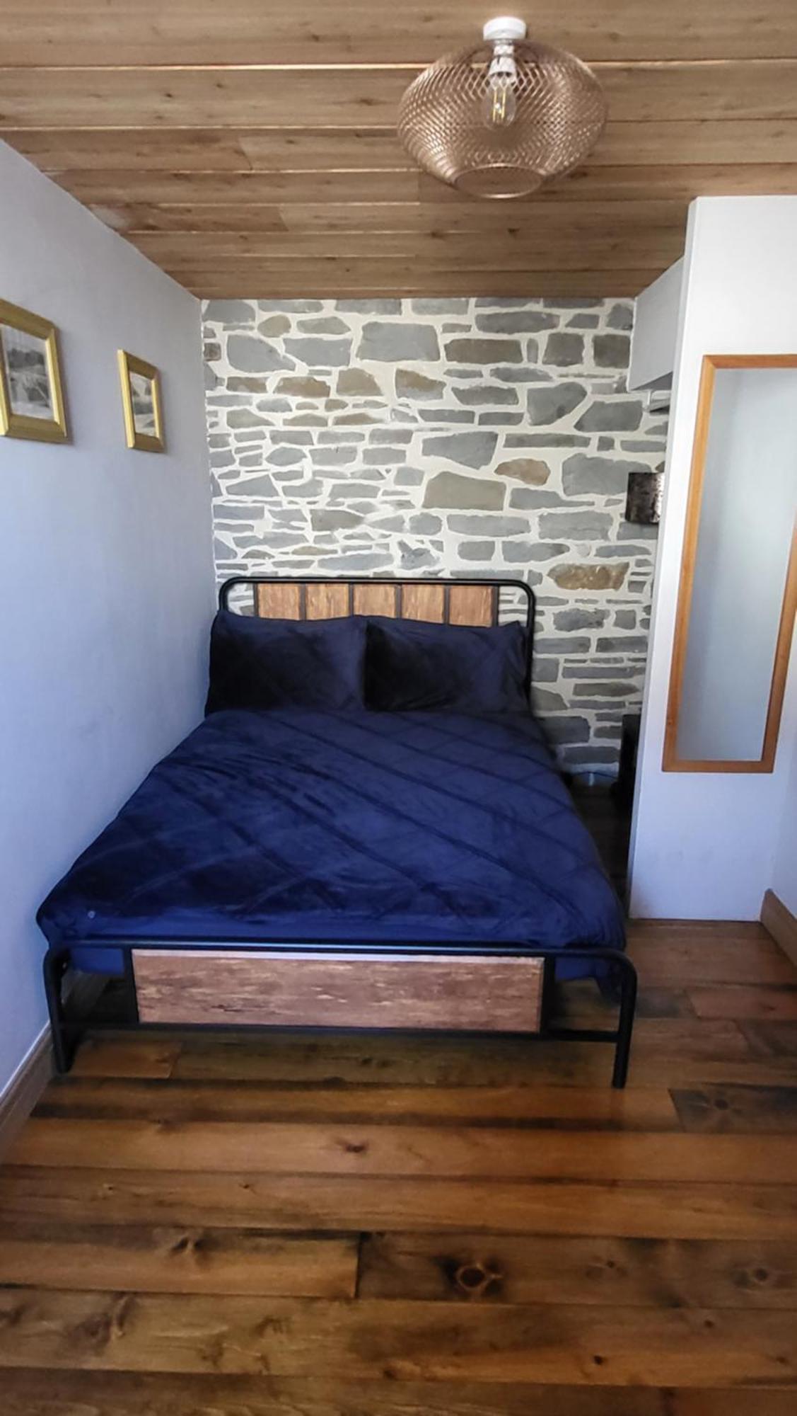 Ty Taf 2 Bed Cottage With Deck & Easy Transport Links Cardiff Exterior foto